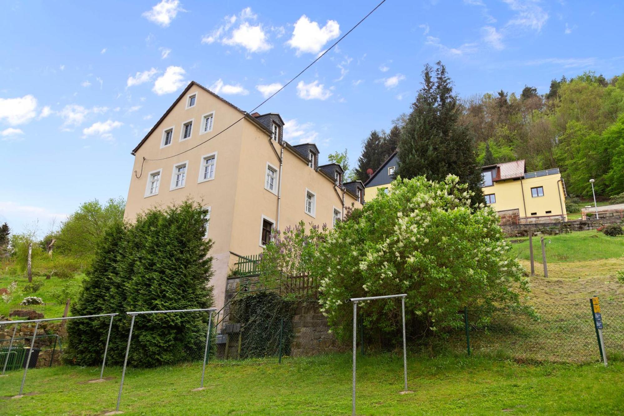 Stilvolles Apartment Mit Festungsblick Im Zentrum Königstein Esterno foto